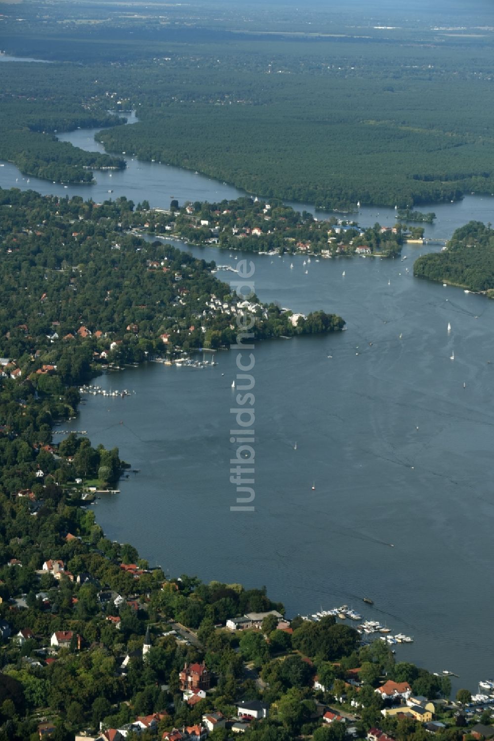 Zeuthen aus der Vogelperspektive: Uferbereiche des Sees Zeuthener See an der Dahme in Zeuthen im Bundesland Brandenburg