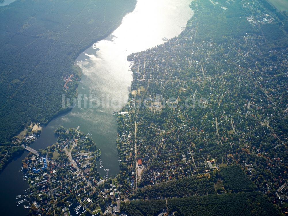 Luftaufnahme Eichwalde - Uferbereiche des Sees Zeuthener See in Eichwalde im Bundesland Brandenburg