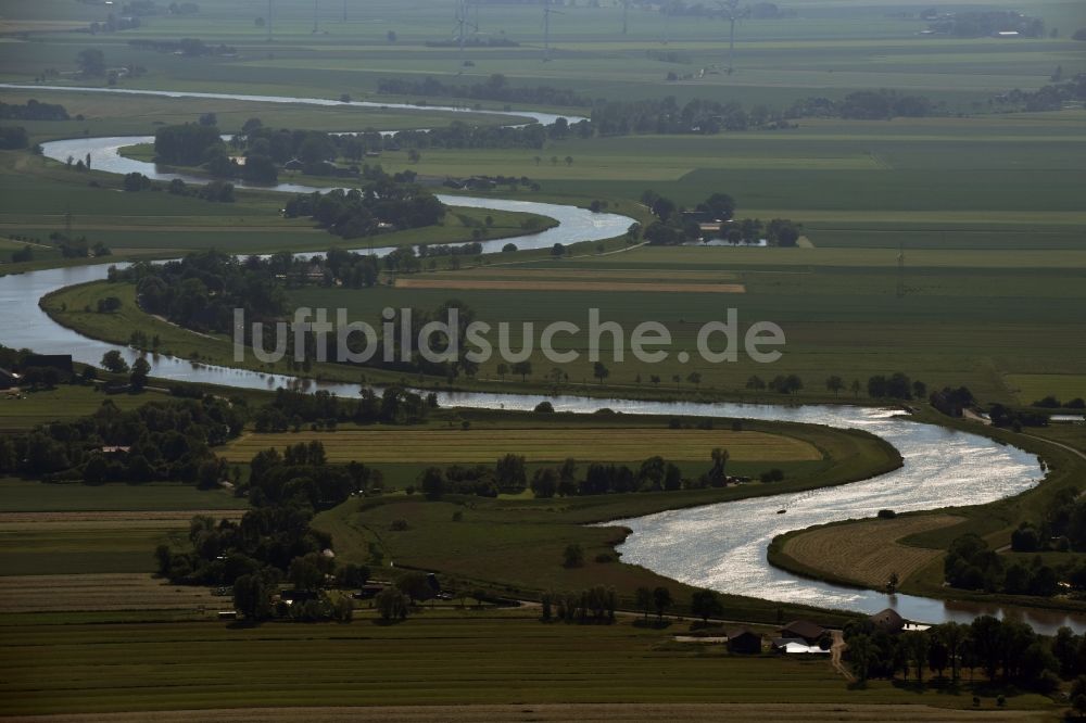 Luftbild Itzehoe - Uferbereiche am Stör Flußverlauf in Itzehoe im Bundesland Schleswig-Holstein