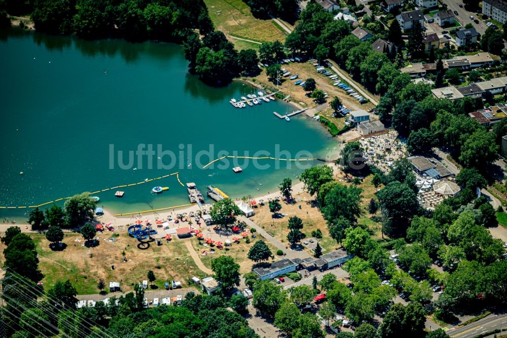 Offenburg von oben - Uferbereiche am Strand des Freibades Gifizsee in Offenburg im Bundesland Baden-Württemberg, Deutschland