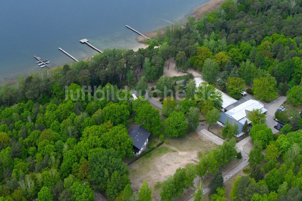 Mönchwinkel aus der Vogelperspektive: Uferbereiche des Störitzsee in Mönchwinkel im Bundesland Brandenburg, Deutschland