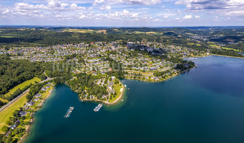 Luftbild Langscheid - Uferbereiche der Talsperre Sorpesee in Langscheid im Bundesland Nordrhein-Westfalen, Deutschland