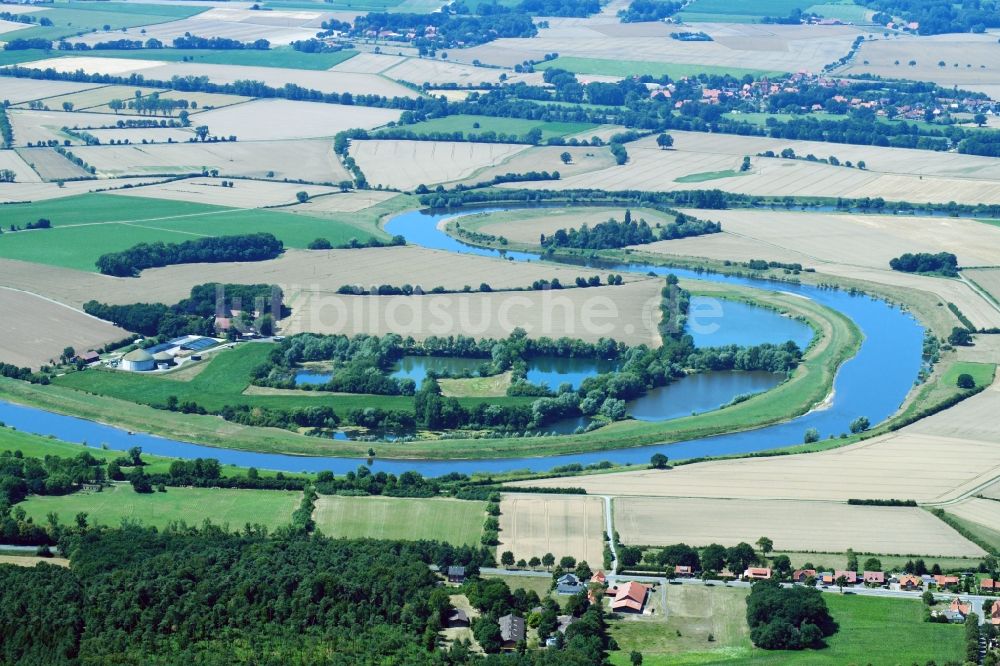 Luftaufnahme Balge - Uferbereiche am Weser Flußverlauf in Balge im Bundesland Niedersachsen, Deutschland