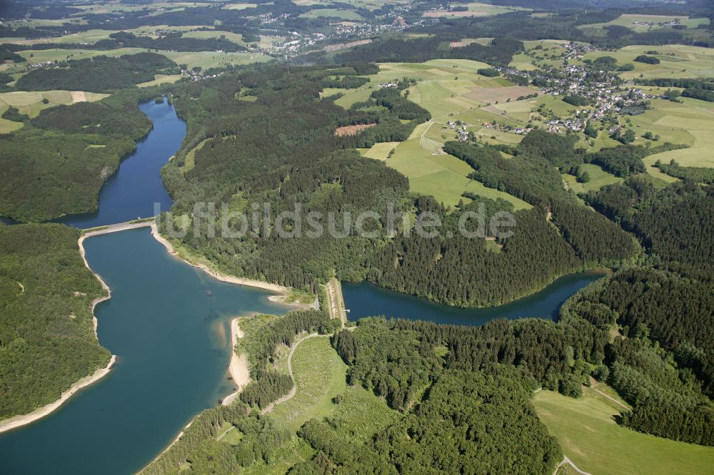 Reichshof aus der Vogelperspektive: Uferbereiche der Wiehltalsperre in Nordrhein-Westfalen (Oberbergischer Kreis)