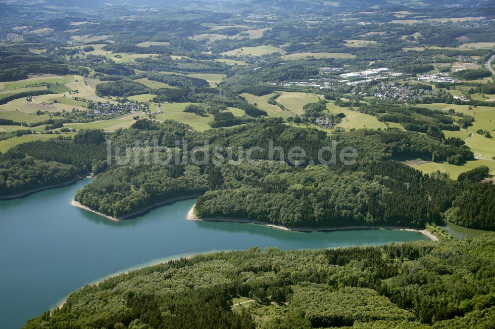 Luftbild Reichshof - Uferbereiche der Wiehltalsperre in Nordrhein-Westfalen (Oberbergischer Kreis)