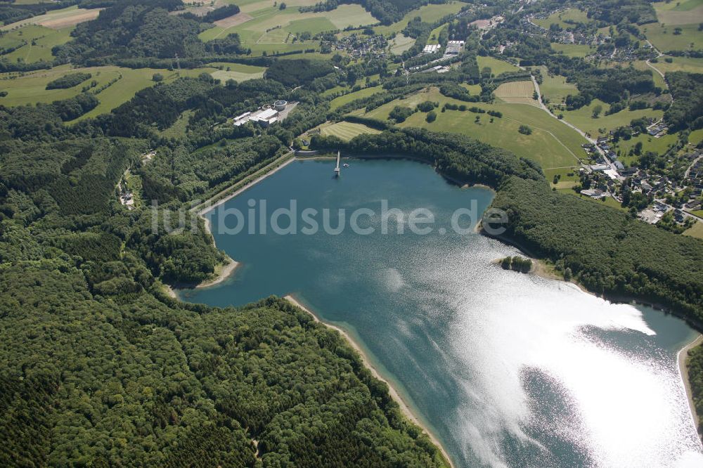 Reichshof aus der Vogelperspektive: Uferbereiche der Wiehltalsperre in Nordrhein-Westfalen (Oberbergischer Kreis)