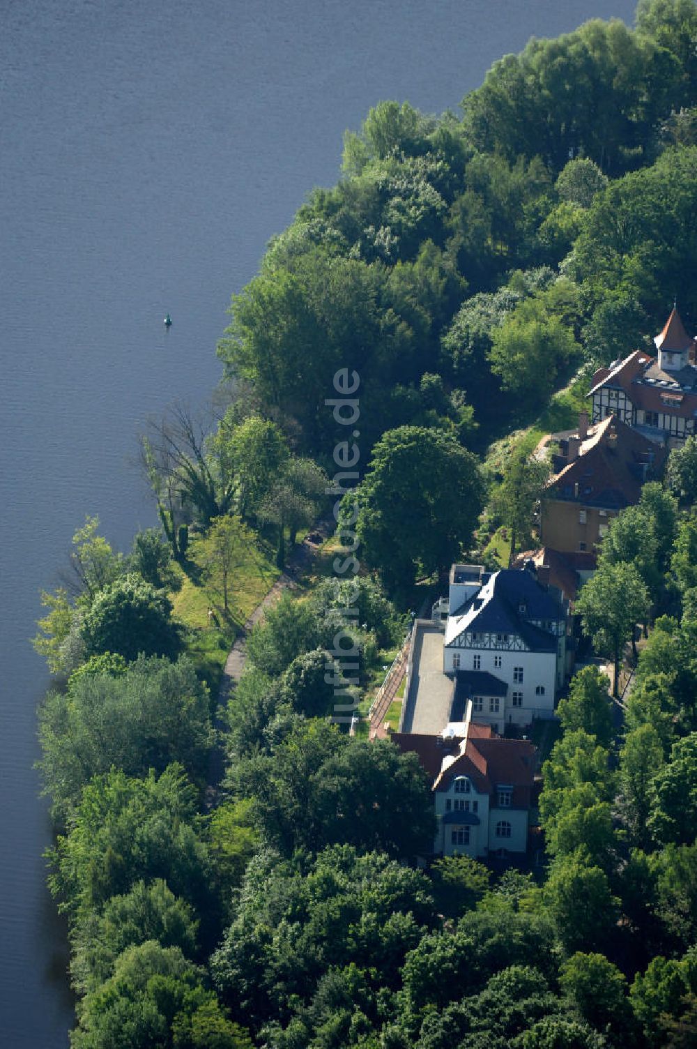 Potsdam Babelsberg von oben - Uferweg der Villen am Griebnitzsee in Potsdam