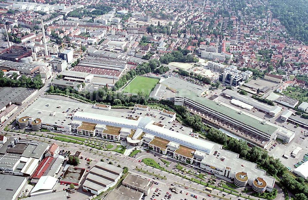 Ulm / Baden Württemberg aus der Vogelperspektive: Ulm / Baden Württemberg Blick auf das Einkaufscentrum ECE an der Bahnstrecke in Ulm an der Donau in Baden Würtemberg