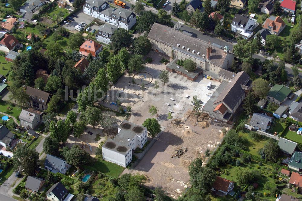 Berlin aus der Vogelperspektive: Ulmen-Grundschule an der Ulmenstraße 79 / 85 in 12621 Berlin Kaulsdorf