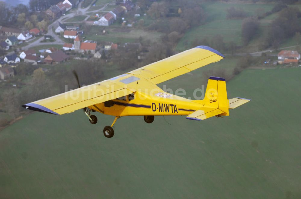 Luftbild STRAUSBERG - Ultraleichtflugzeug Wild Thing WT 01 der AERO LIGHT Flugschule Strausberg