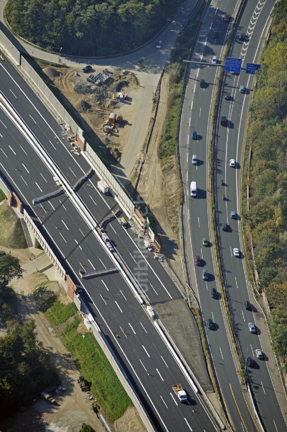 BRAUNSCHWEIG von oben - Um- und Ausbau des Autobahndreieck Braunschweig-Südwest