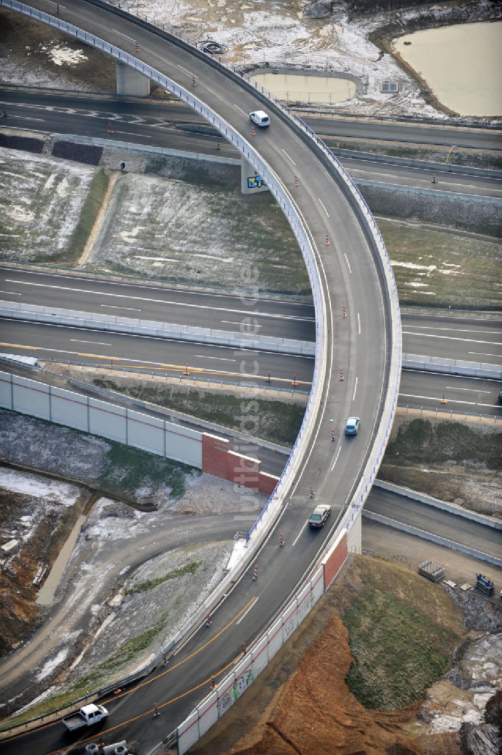 Braunschweig von oben - Um- und Ausbau des Autobahndreieck Braunschweig-Südwest