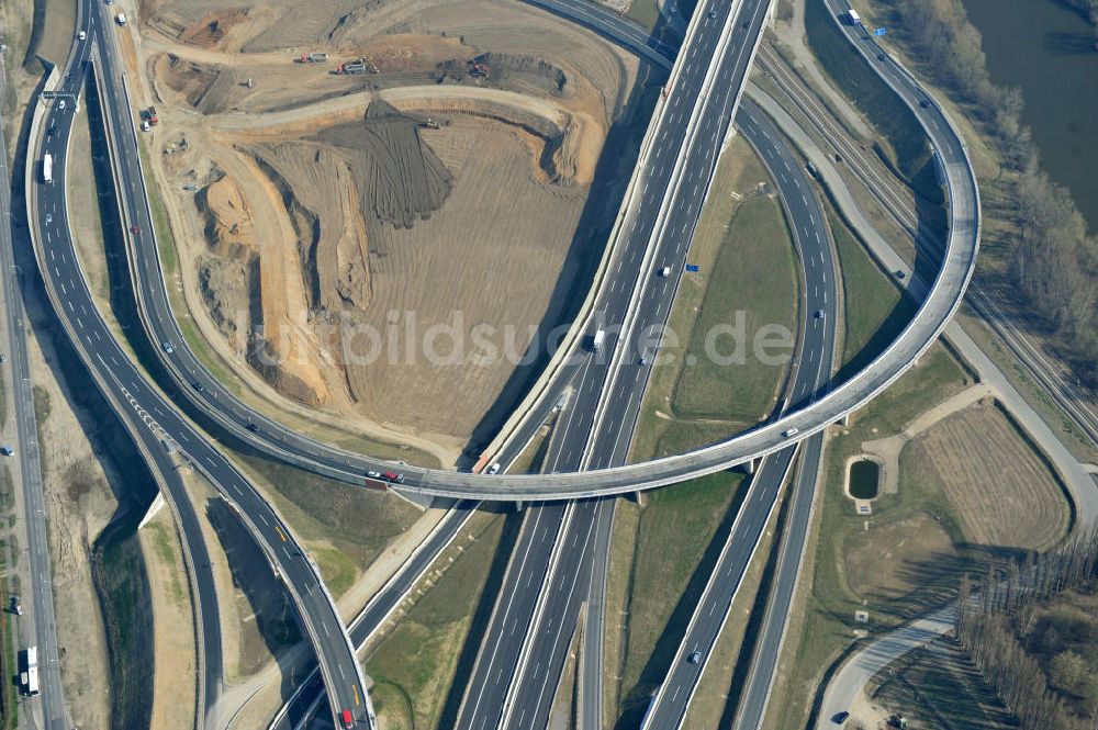 Braunschweig aus der Vogelperspektive: Um- und Ausbau des Autobahndreieck Braunschweig-Südwest