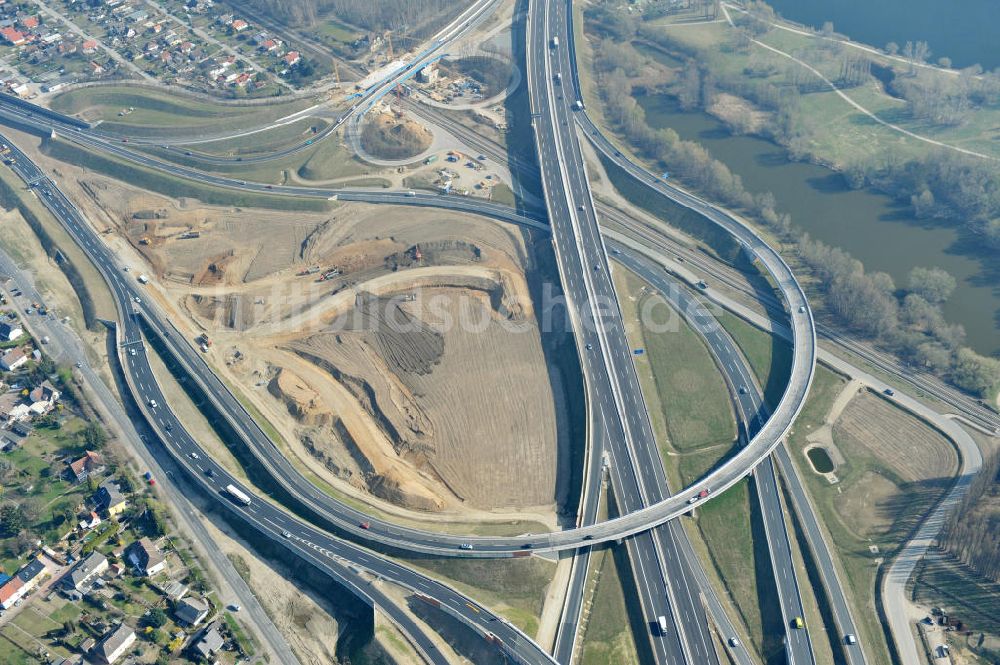 Braunschweig von oben - Um- und Ausbau des Autobahndreieck Braunschweig-Südwest