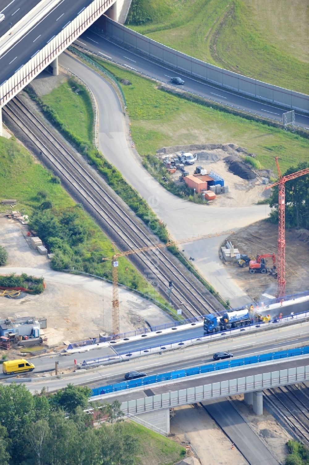 Luftaufnahme Braunschweig - Um- und Ausbau des Autobahndreieck Braunschweig-Südwest