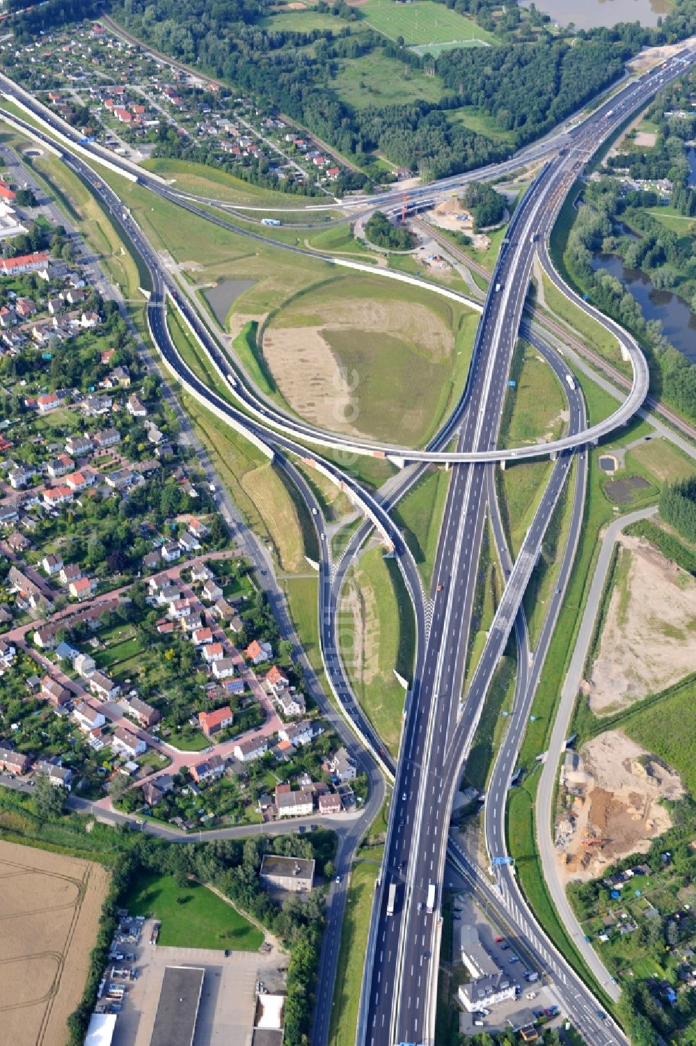 Luftaufnahme Braunschweig - Um- und Ausbau des Autobahndreieck Braunschweig-Südwest