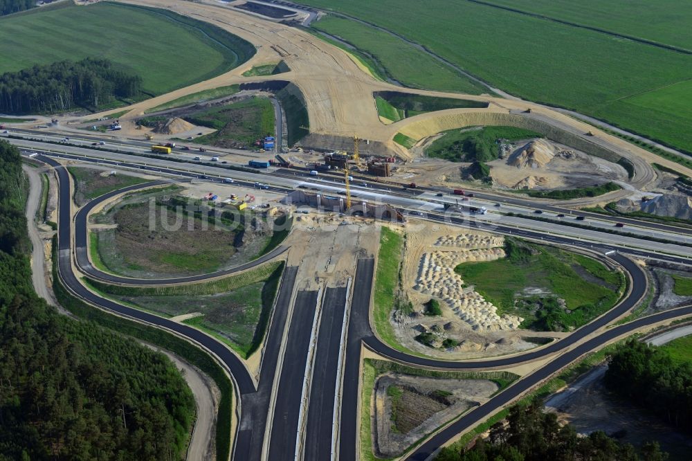 Wöbbelin aus der Vogelperspektive: Um- und Ausbau des AD Autobahndreieck Schwerin an der BAB Autobahn A14 und A24 bei Wöbbelin in Mecklenburg-Vorpommern