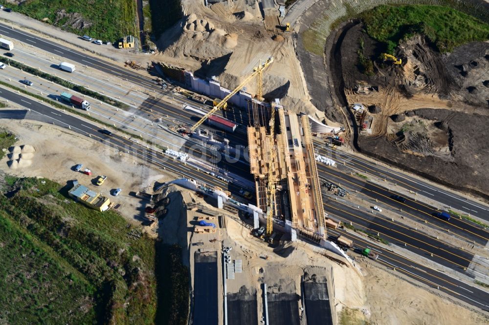 Wöbbelin von oben - Um- und Ausbau des AD Autobahndreieck Schwerin an der BAB Autobahn A14 und A24 bei Wöbbelin in Mecklenburg-Vorpommern