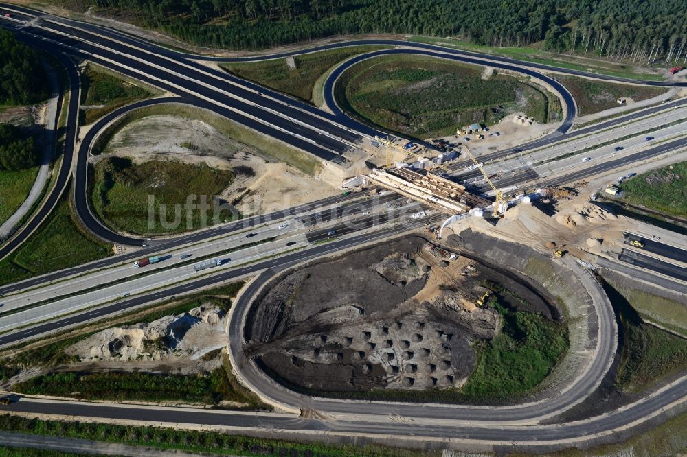 Luftbild Wöbbelin - Um- und Ausbau des AD Autobahndreieck Schwerin an der BAB Autobahn A14 und A24 bei Wöbbelin in Mecklenburg-Vorpommern