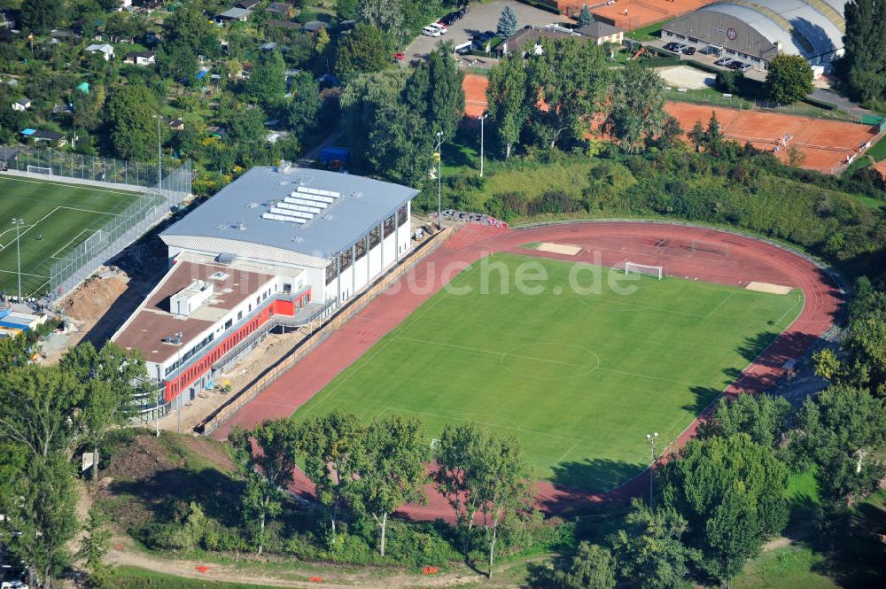 Luftaufnahme Frankfurt am Main - Um- und Erweiterungsbau am Stadion am Riederwald des Verein Eintracht Frankfurt