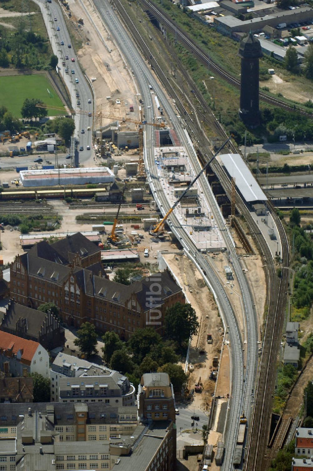 Luftbild Berlin - Um- und Neu- und Ausbau des Berliner S-Bahnhofs Ostkreuz