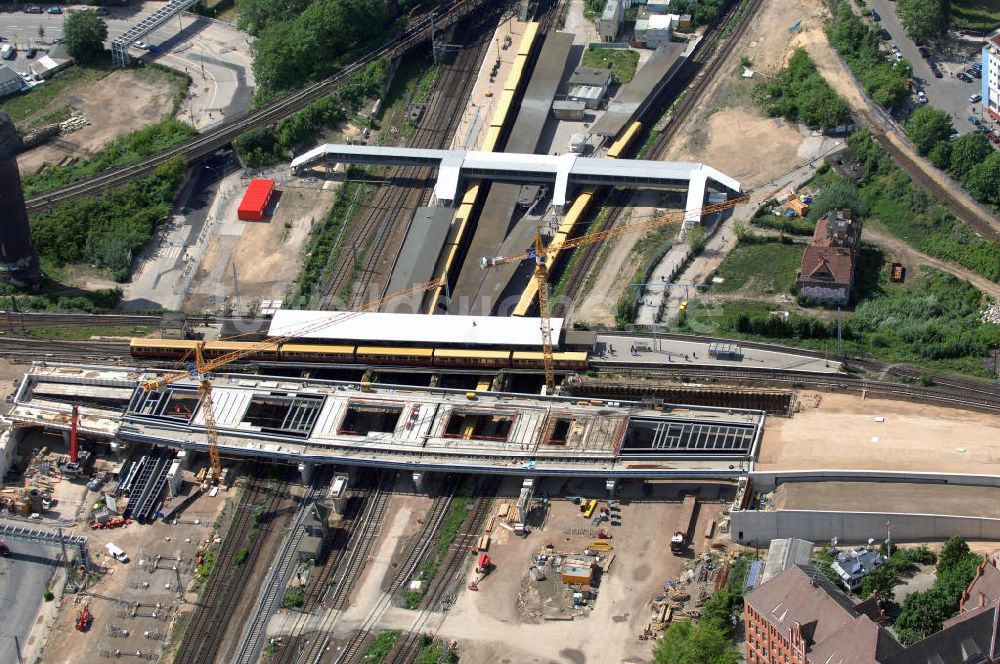 Luftbild Berlin - Um- und Neu- und Ausbau des Berliner S-Bahnhofs Ostkreuz