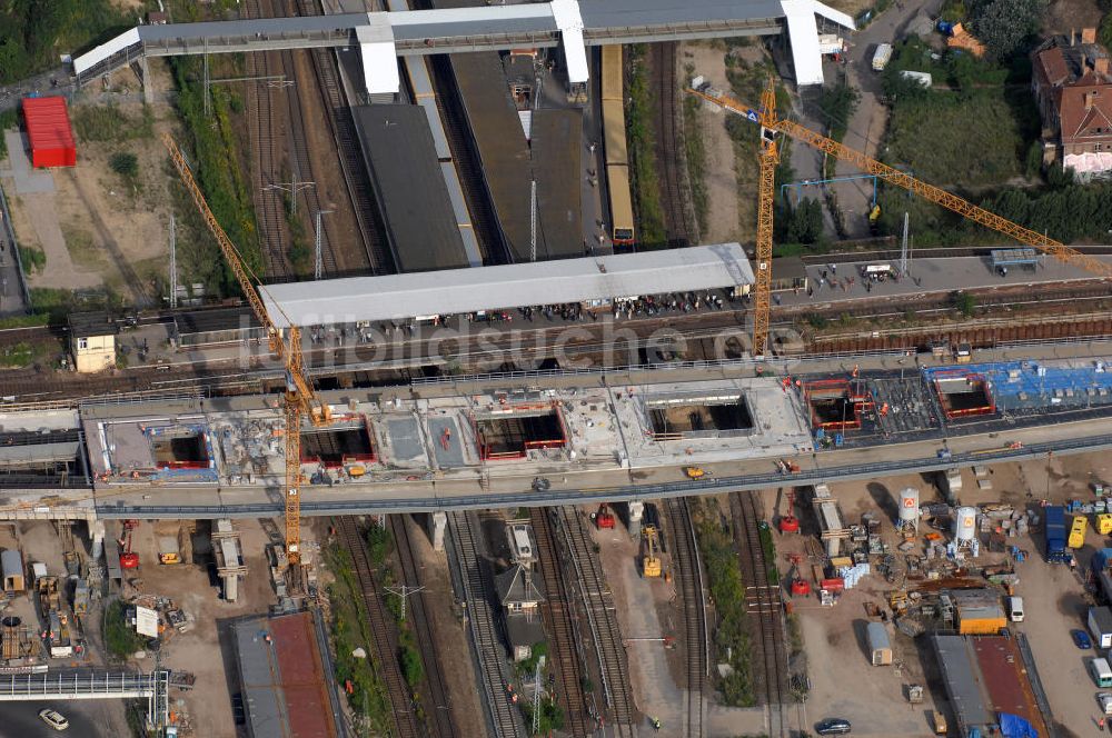 Berlin von oben - Um- und Neu- und Ausbau des Berliner S-Bahnhofs Ostkreuz