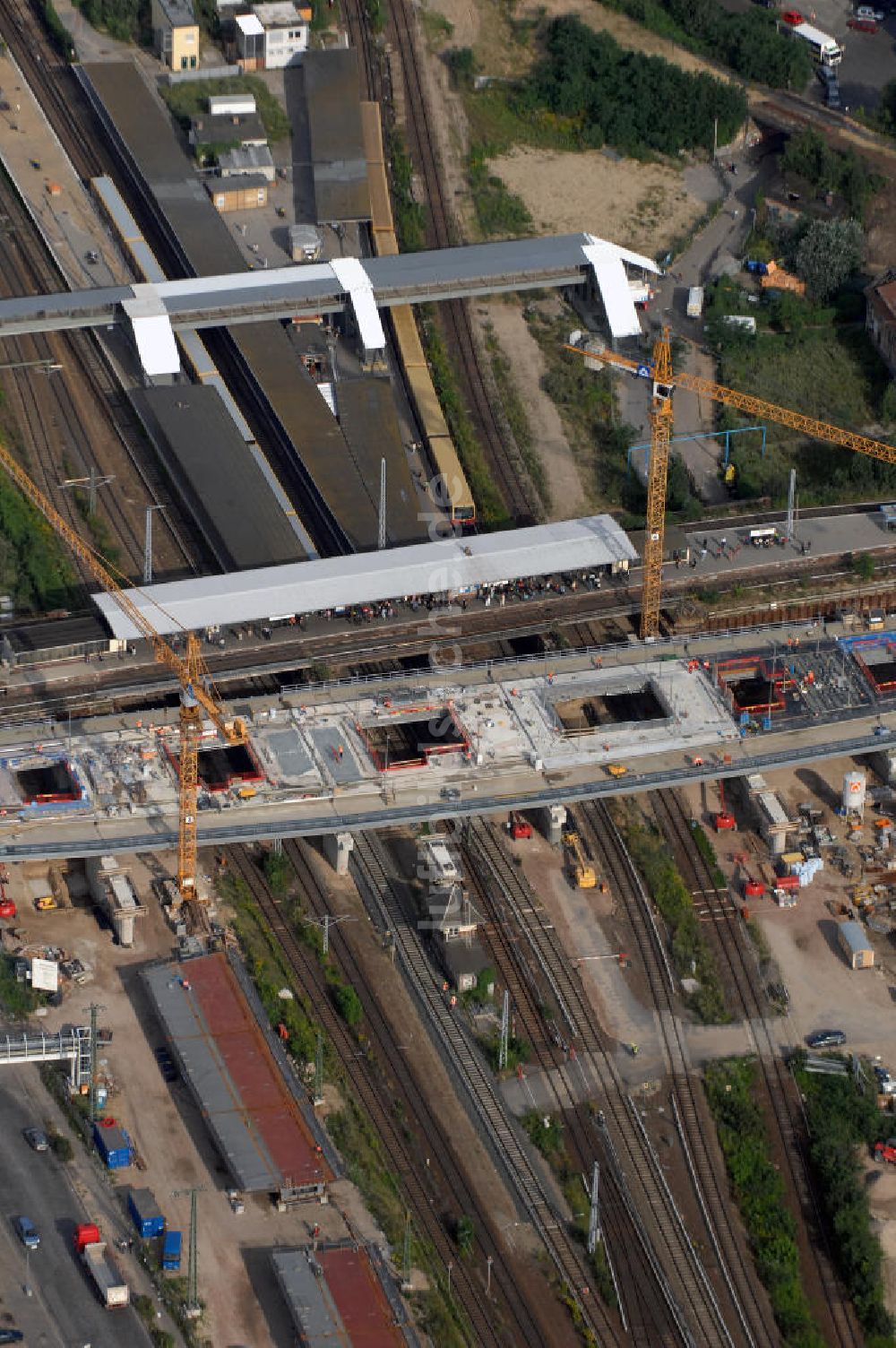 Berlin aus der Vogelperspektive: Um- und Neu- und Ausbau des Berliner S-Bahnhofs Ostkreuz