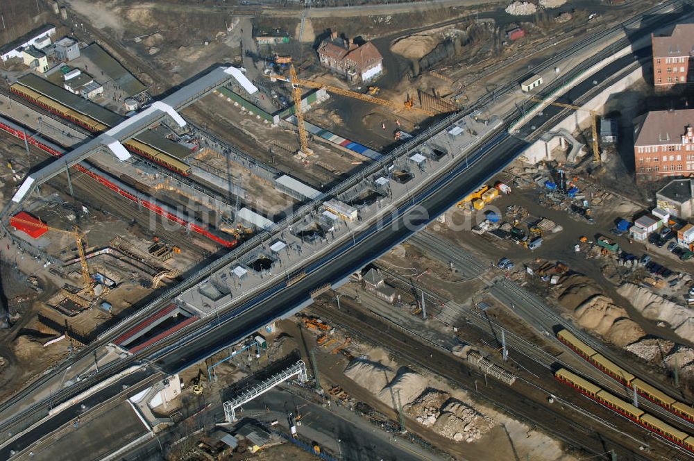 Berlin von oben - Um- und Neu- und Ausbau des Berliner S-Bahnhofs Ostkreuz-Upgrading and construction of the Berlin S-Bahn station Ostkreuz