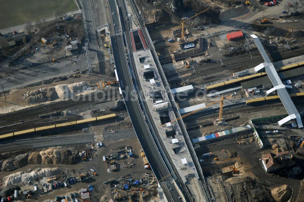 Berlin von oben - Um- und Neu- und Ausbau des Berliner S-Bahnhofs Ostkreuz-Upgrading and construction of the Berlin S-Bahn station Ostkreuz