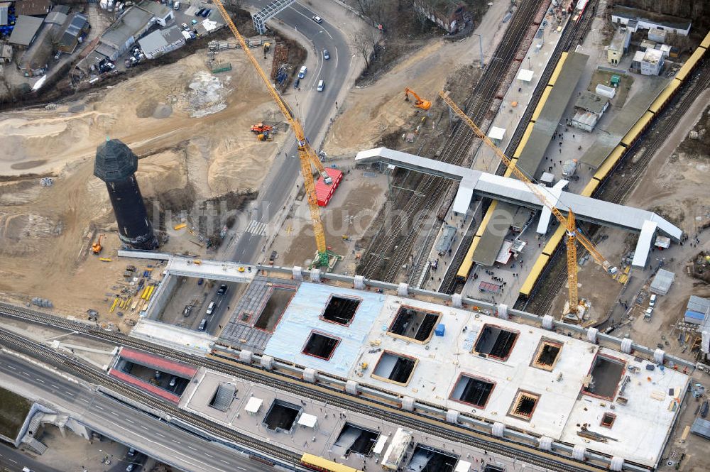 Berlin Friedrichshain aus der Vogelperspektive: Um- und Neubau des Berliner S-Bahnhof Ostkreuz