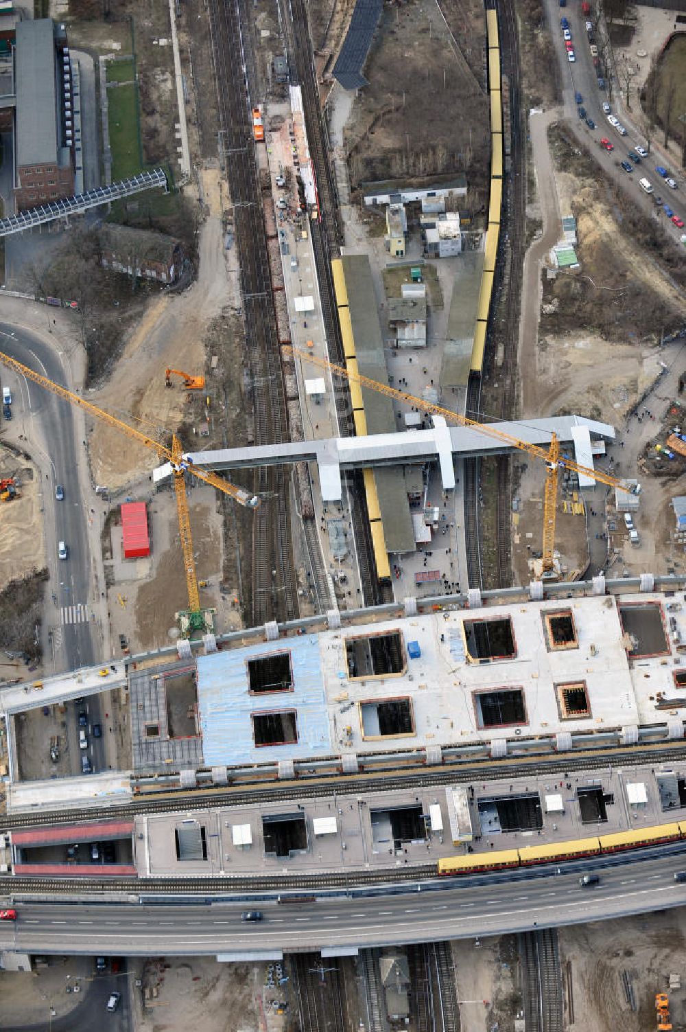 Berlin Friedrichshain von oben - Um- und Neubau des Berliner S-Bahnhof Ostkreuz