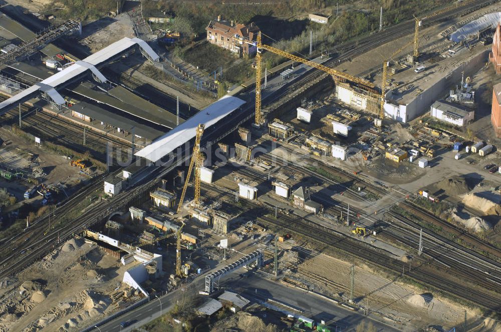 Berlin von oben - Um- und Neubau des Berliner S-Bahnhofs Ostkreuz