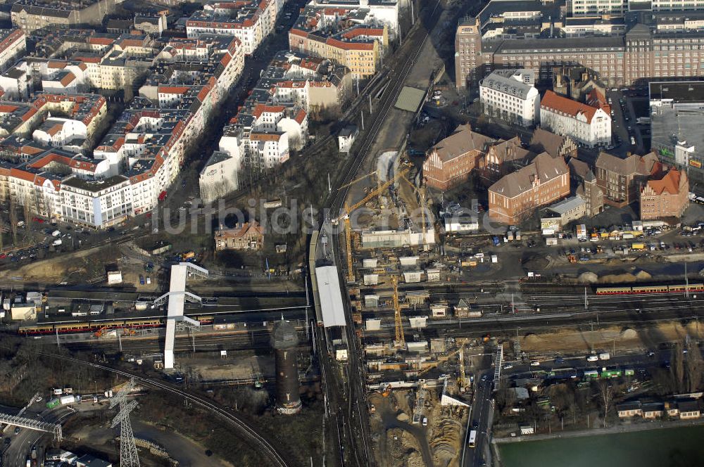 Luftaufnahme Berlin - Um- und Neubau des Berliner S-Bahnhofs Ostkreuz