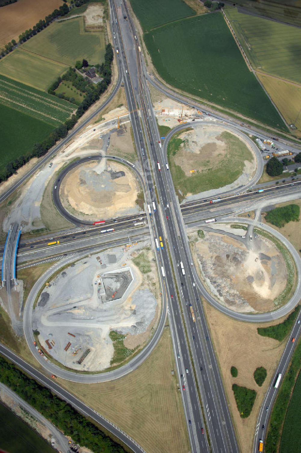 Luftaufnahme KAMEN - Umb- und Ausbau des Kamener Kreuzes in Nordrhein-Westfalen