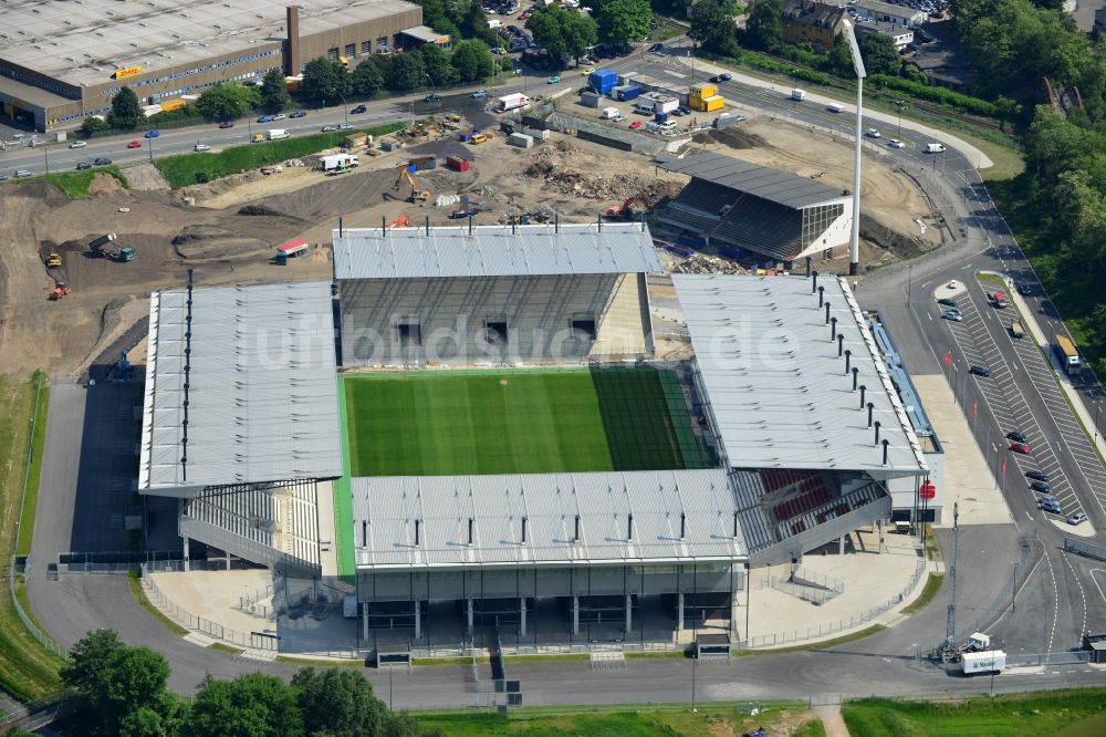 Essen von oben - Umbau des Areales am Georg-Melches-Stadion vom Fußballclub Rot-Weiss Essen in der Stadt Essen, Nordrhein-Westfalen