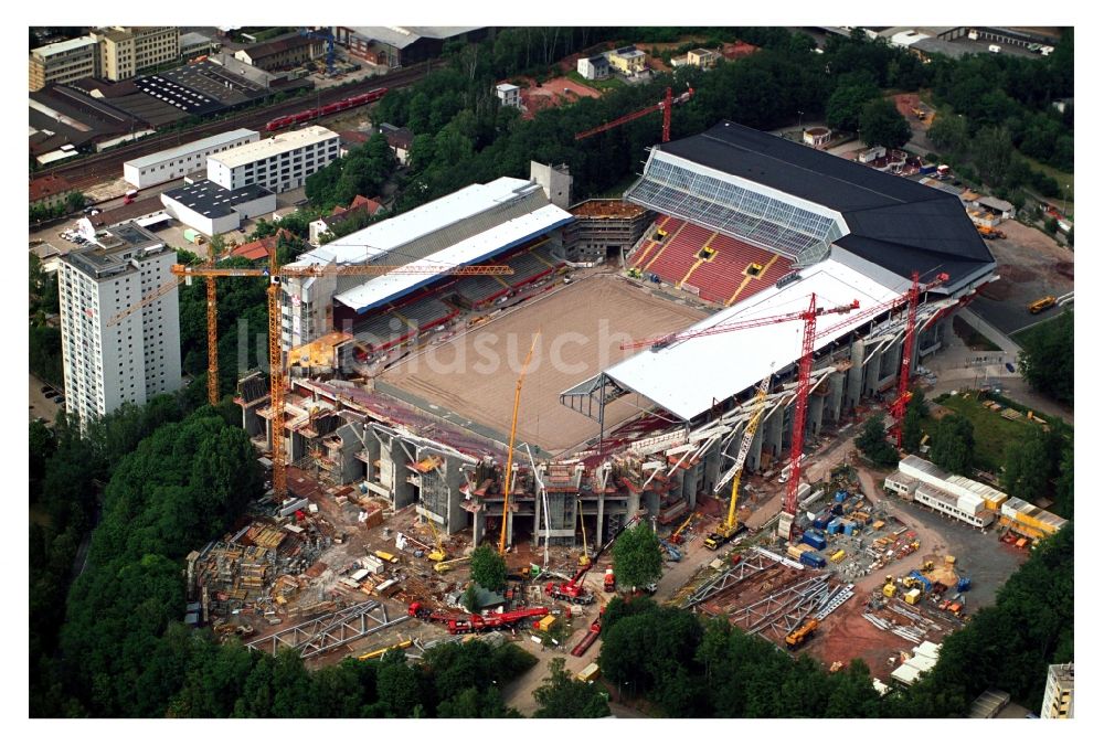 Kaiserslautern von oben - Umbau der Arena des Stadion Fritz-Walter-Stadion in Kaiserslautern im Bundesland Rheinland-Pfalz, Deutschland