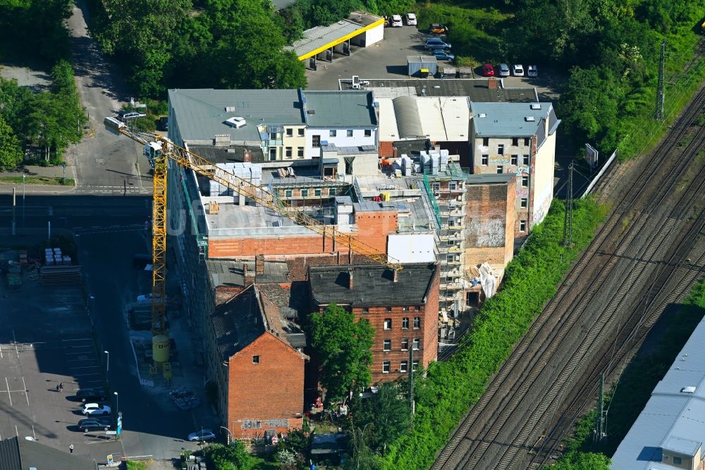 Magdeburg aus der Vogelperspektive: Umbau und Ausbau des Altbau- Gebäude Am Sudenburger Tor in Magdeburg im Bundesland Sachsen-Anhalt, Deutschland