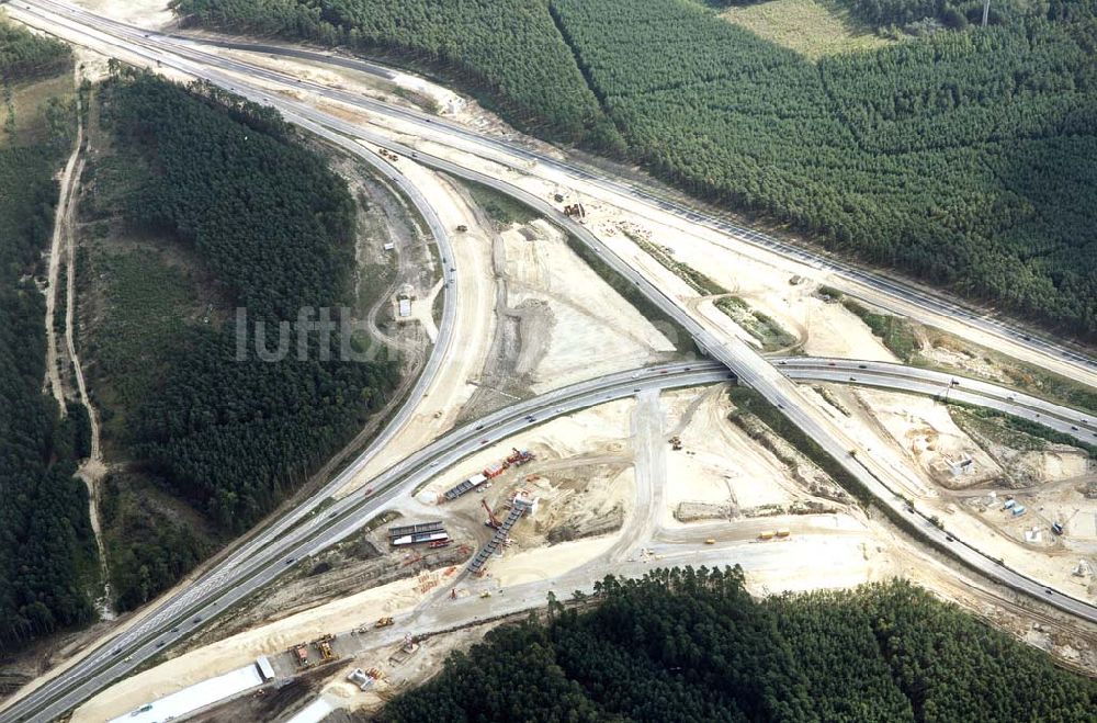 Zernsdorf / Brandenburg von oben - Umbau des Autobahndreieck Spreeaue bei Zernsdorf in Brandenburg.