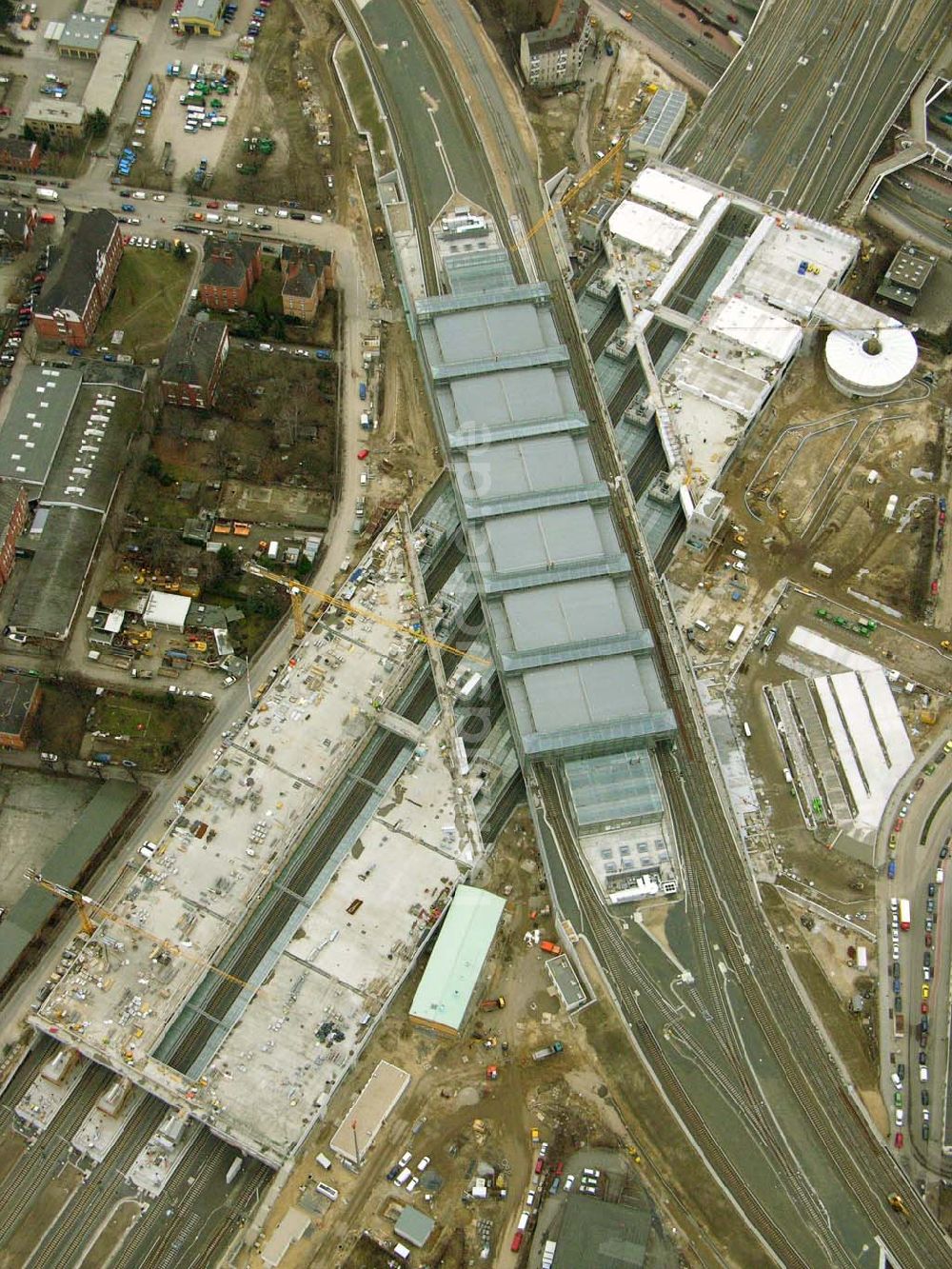 Berlin - Tempelhof aus der Vogelperspektive: Umbau des Bahnhofes Papestraße