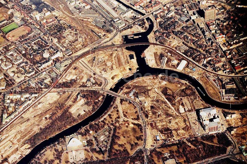 Berlin von oben - Umbau des Berliner Spreebogens am Reichstag