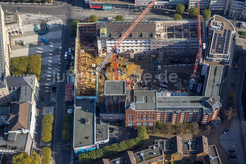 Luftbild Bochum - Umbau eines Büro- und Geschäftshauses Haus des Wissens (HdW) in Bochum im Bundesland Nordrhein-Westfalen, Deutschland