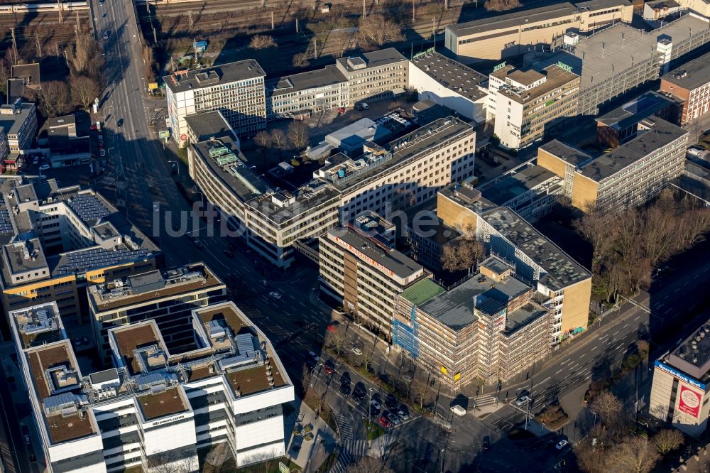 Luftaufnahme Essen - Umbau des Büro- und Geschäftshauses Osram-Haus zu einem Boardinghouse im Ortsteil Südviertel in Essen im Bundesland Nordrhein-Westfalen, Deutschland