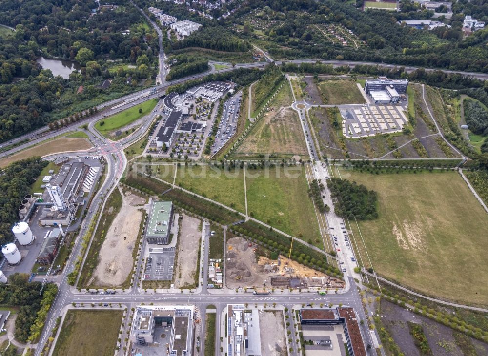 Dortmund von oben - Umbau eines Büro- und Geschäftshauses Phoenix-Arcaden im Ortsteil Phönix-West in Dortmund im Bundesland Nordrhein-Westfalen, Deutschland