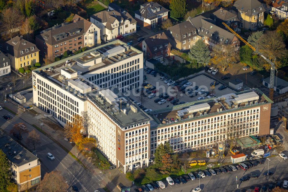 Bottrop von oben - Umbau eines Büro- und Geschäftshauses des RAG Gebäudes zum Bauknecht Quartier im Ortsteil Stadtmitte in Bottrop im Bundesland Nordrhein-Westfalen, Deutschland