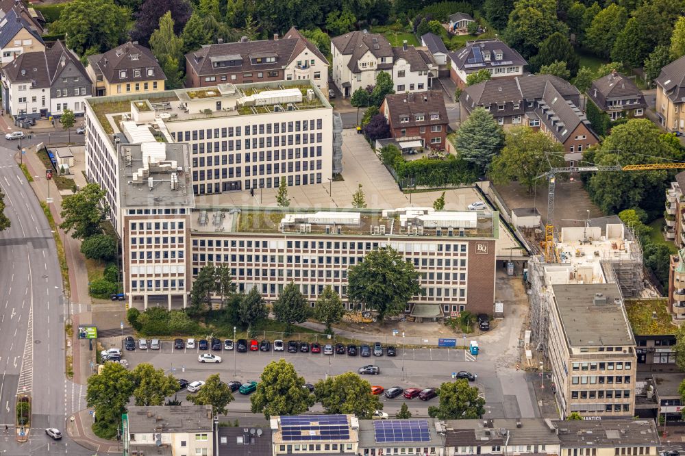 Luftbild Bottrop - Umbau eines Büro- und Geschäftshauses des RAG Gebäudes zum Bauknecht Quartier im Ortsteil Stadtmitte in Bottrop im Bundesland Nordrhein-Westfalen, Deutschland