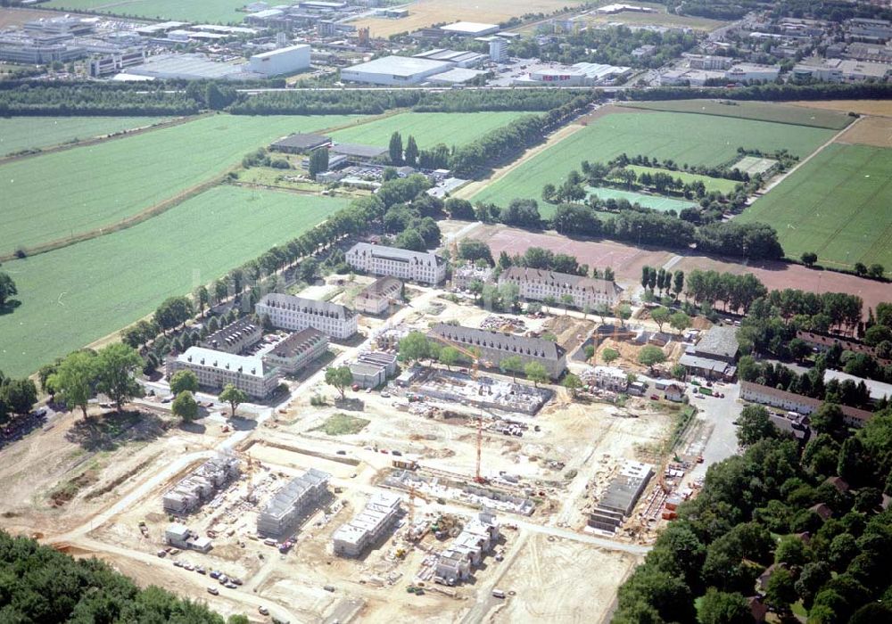 Köln - Junkersdorf von oben - Umbau der ehem. belgischen Garnision Köln - Junkersdorf zum Stadtwaldviertel Junkersdorf.