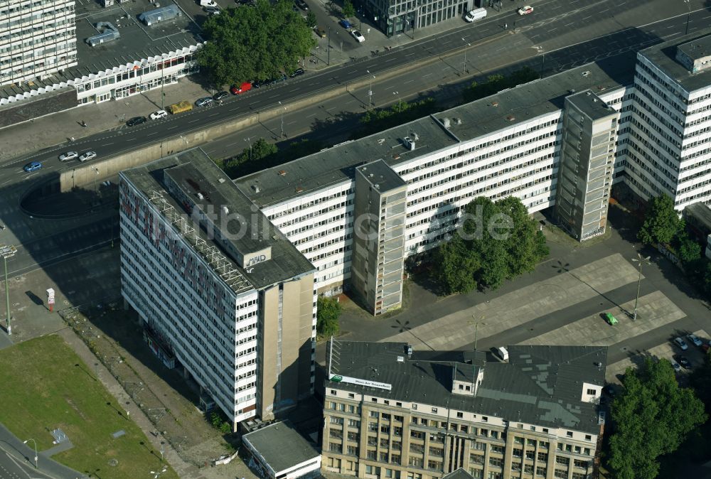 Berlin von oben - Umbau des ehemaligen Bürogebäudes Haus der Statistik im Ortsteil Mitte in Berlin, Deutschland