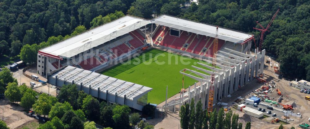 Luftaufnahme Offenbach - Umbau- und Erweiterungsarbeiten am Stadion Bieberer Berg / Sparda-Bank-Hessen-Stadion in Offenbach