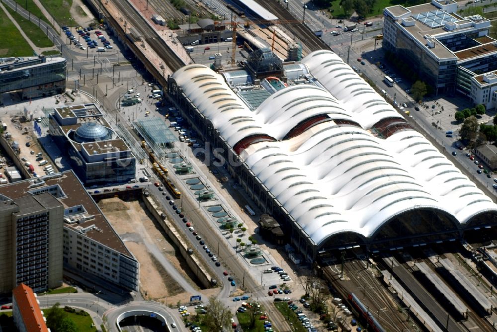 Dresden von oben - Umbau des Hauptbahnhof Dresden der Deutschen Bahn in Dresden im Bundesland Sachsen, Deutschland